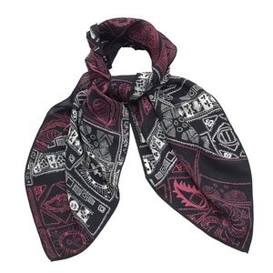GEOFFREY BEENE - SILK SQUARE SCARF